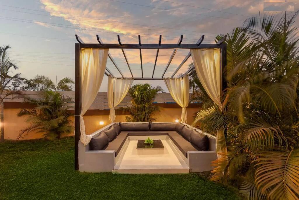 Martini Villa By Aquastay Lonavala Exterior photo